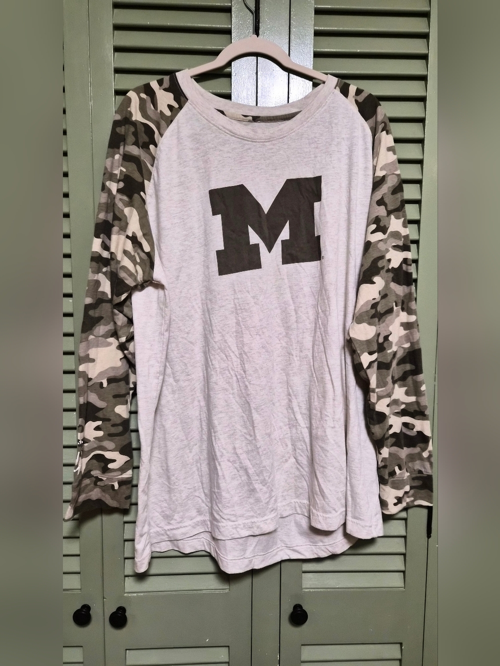 Mens 3xl Colosseum Michigan Wolverines Long Sleeve Tshirt
